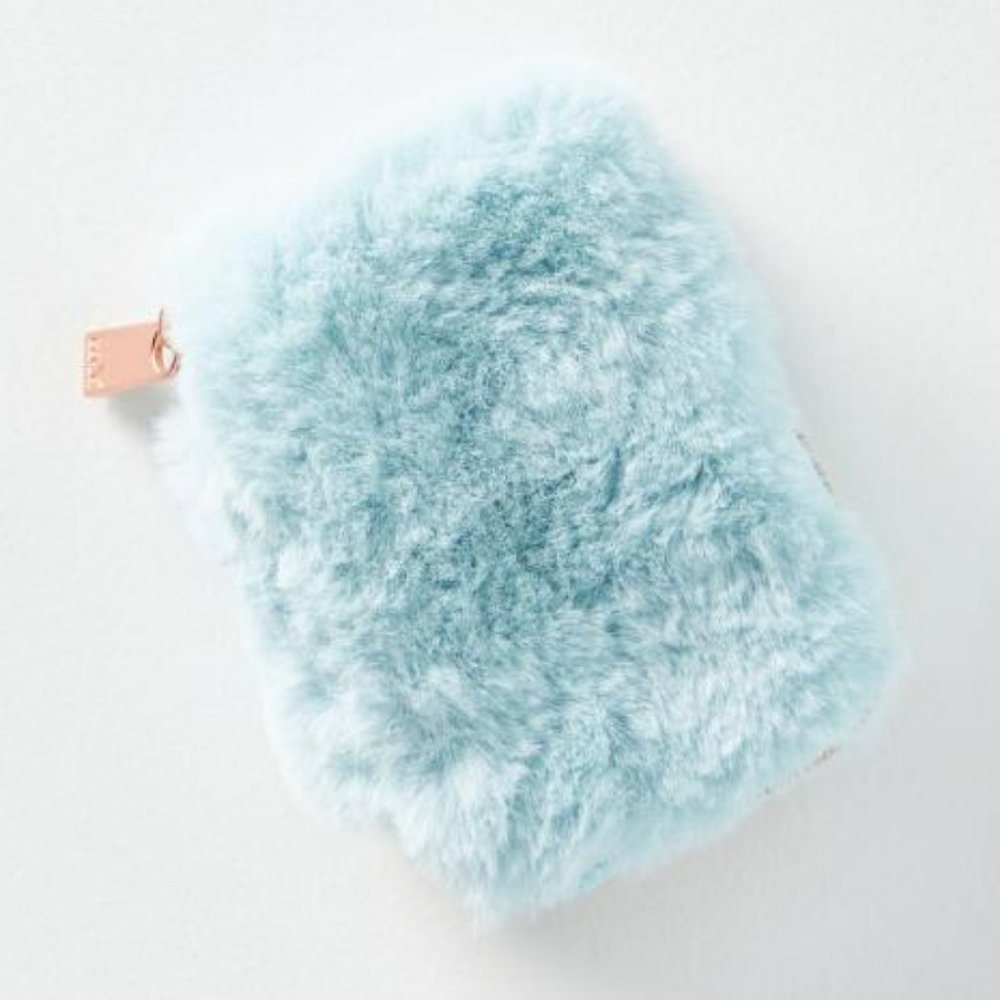 NWT Faux Fur Earbud Case, Sky